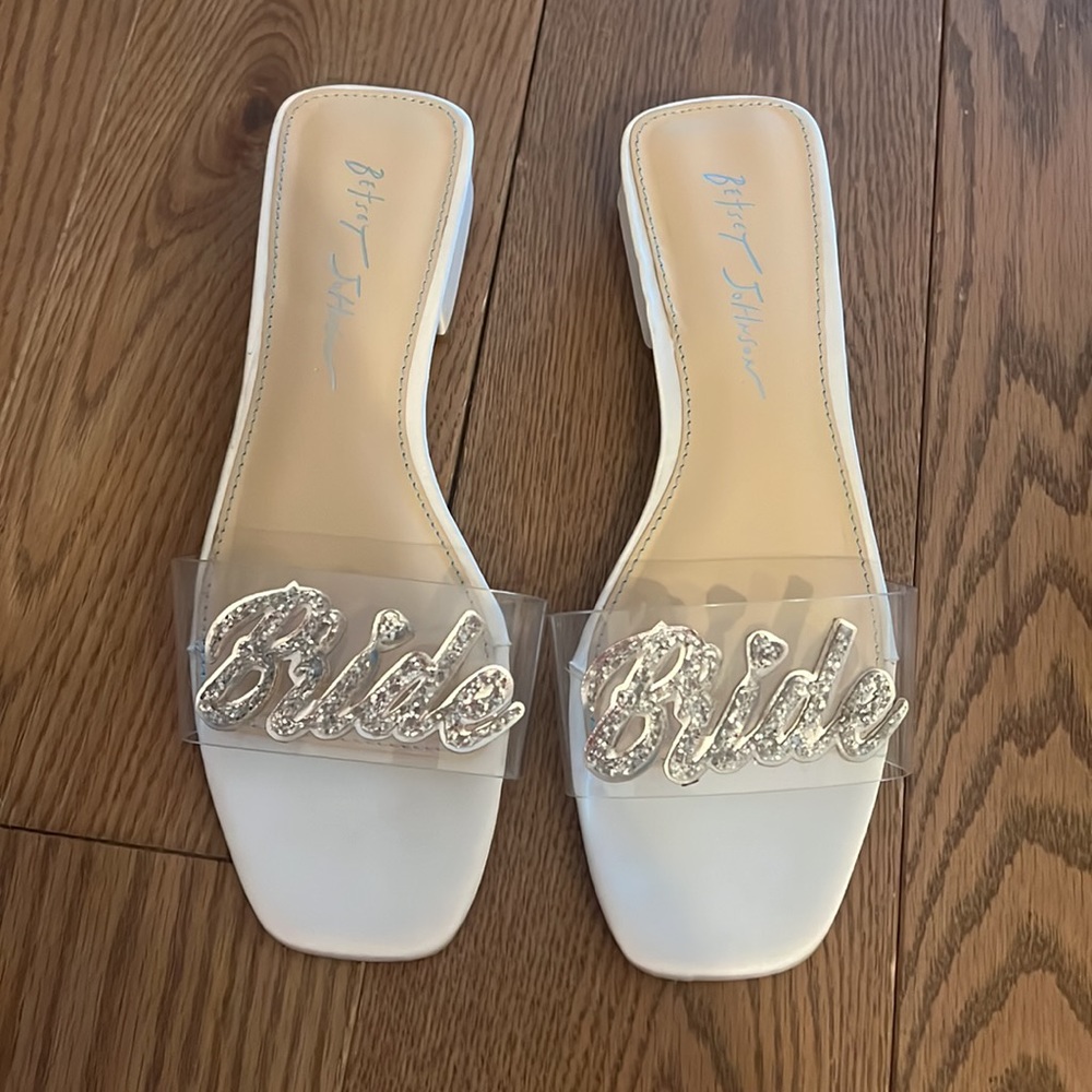 Betsey Johnson Bride Sandals SZ 7.5